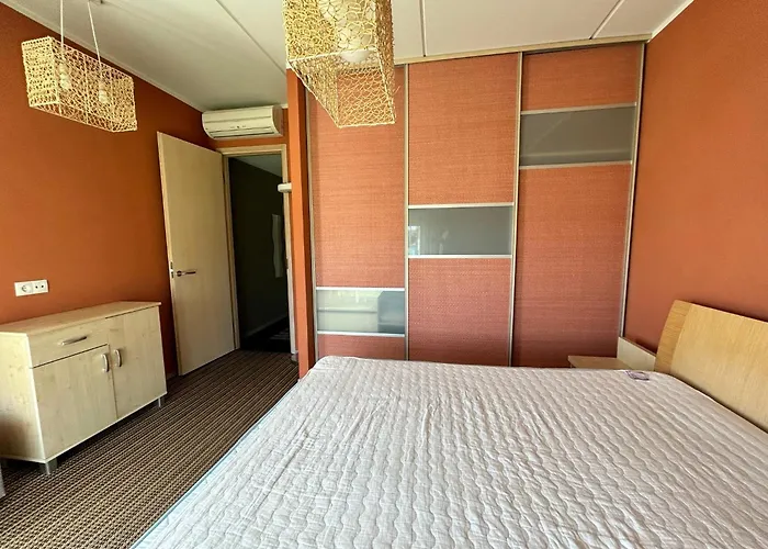 Privat&near To Gospa Apartment Kuressaare